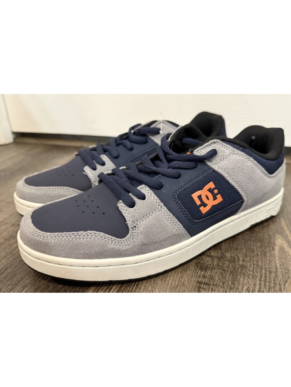 DC Manteca 4 ADYS100672-NGH Mens Blue Suede Lace Up Skate Sneakers Shoes Sz 10